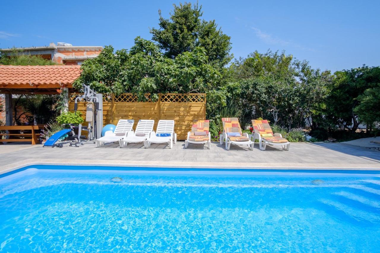 Apartmani Es Фажана Екстер'єр фото