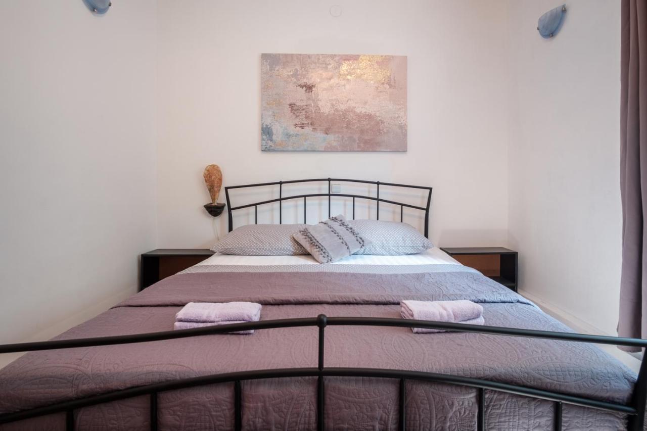 Apartmani Es Фажана Екстер'єр фото